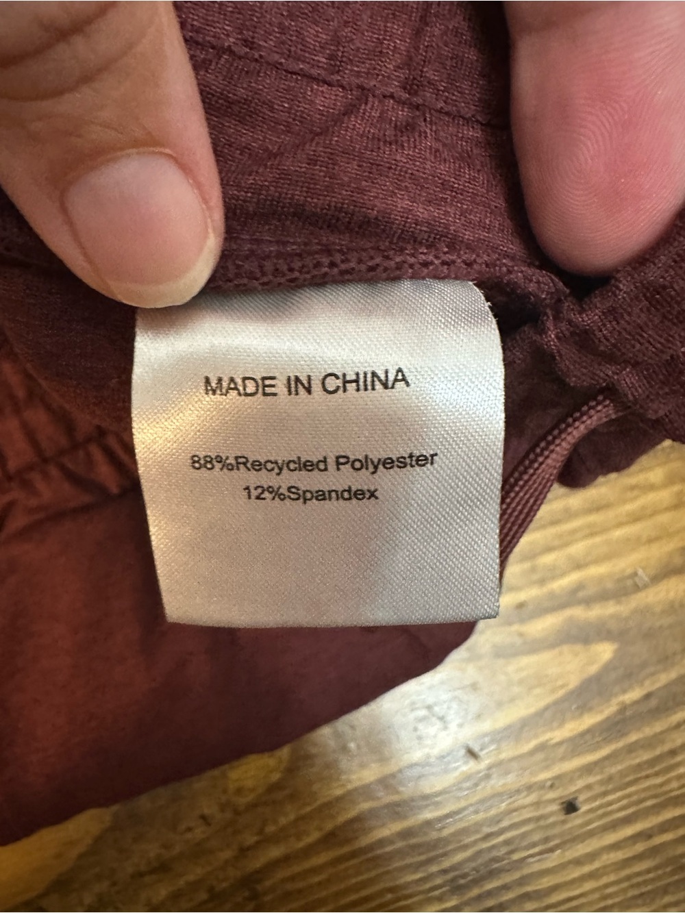 Quince Joggers Brick Red/Maroon Color, Size Medium - Picture 8 of 9